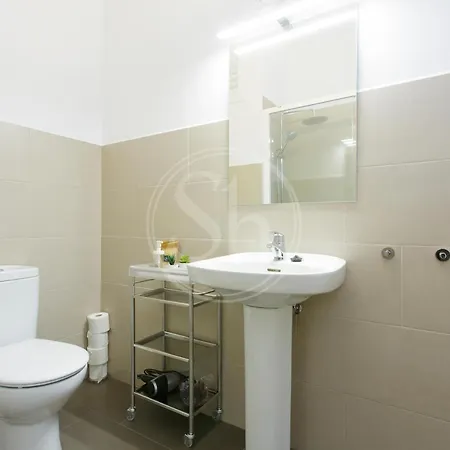 Apartment Design Monumental
